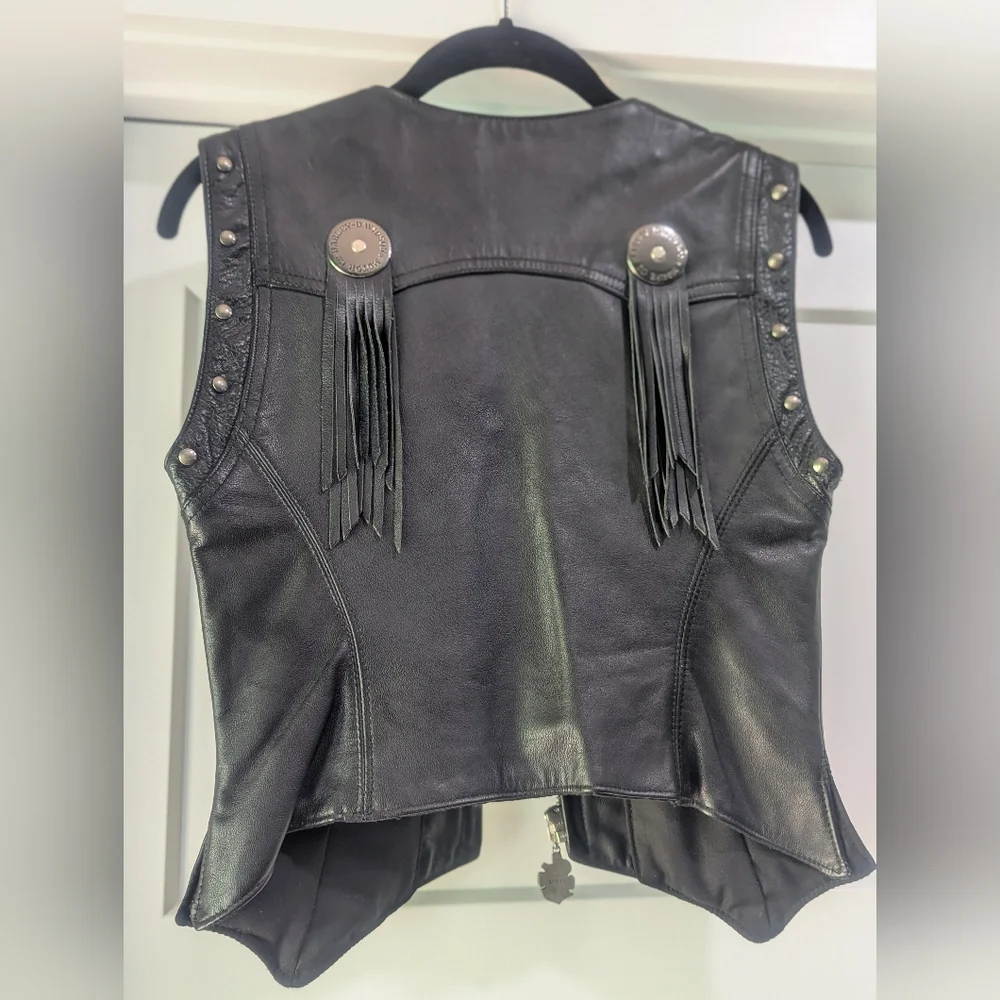 Harley Davidson Women's Small Black Leather Vest - Picture 5 of 7
